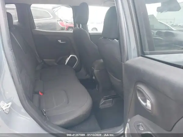 ZACCJABB7JPH22897 2018 JEEP RENEGADE - Image 8