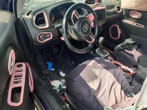 ZACCJABB7JPH84932 2018 JEEP RENEGADE - Image 8