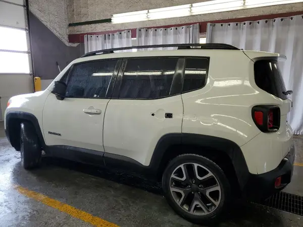 ZACCJABB7JPH91136 2018 JEEP RENEGADE - Image 2