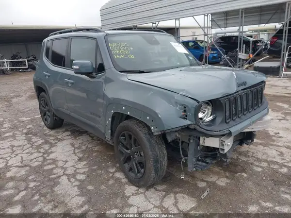 ZACCJABB7JPH94781 2018 JEEP RENEGADE - Image 1