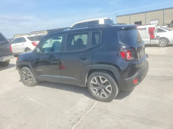 ZACCJABB7JPJ19056 2018 JEEP RENEGADE - Image 2