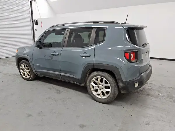 ZACCJABB7JPJ36181 2018 JEEP RENEGADE - Image 2