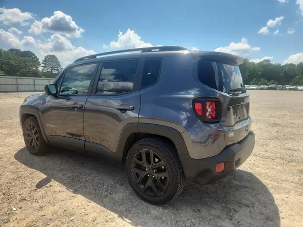 ZACCJABB7JPJ55054 2018 JEEP RENEGADE - Image 2