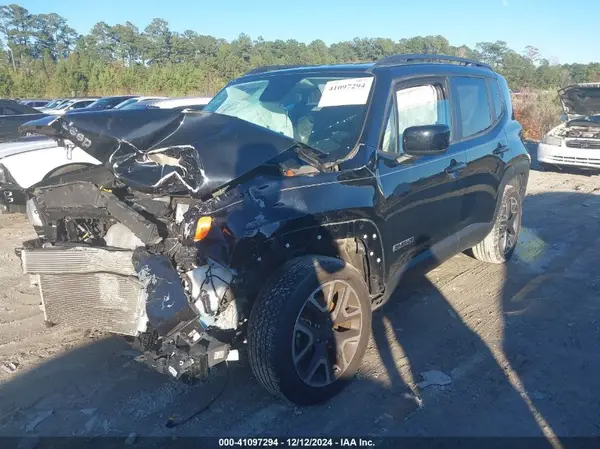 ZACCJABB7JPJ59587 2018 JEEP RENEGADE - Image 2