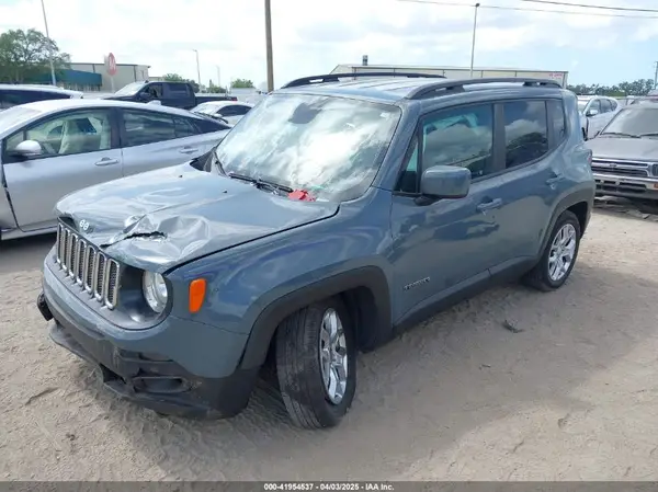 ZACCJABB7JPJ69925 2018 JEEP RENEGADE - Image 2