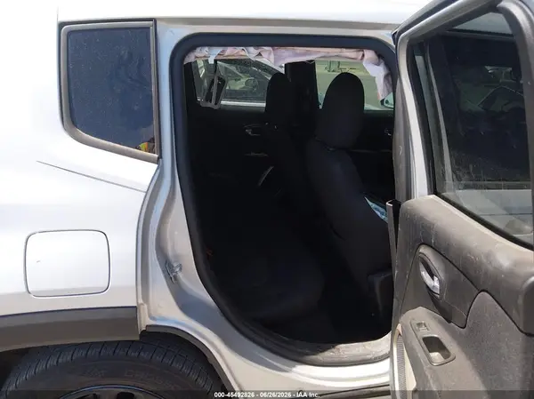 ZACCJABB8HPE41542 2017 JEEP RENEGADE - Image 8