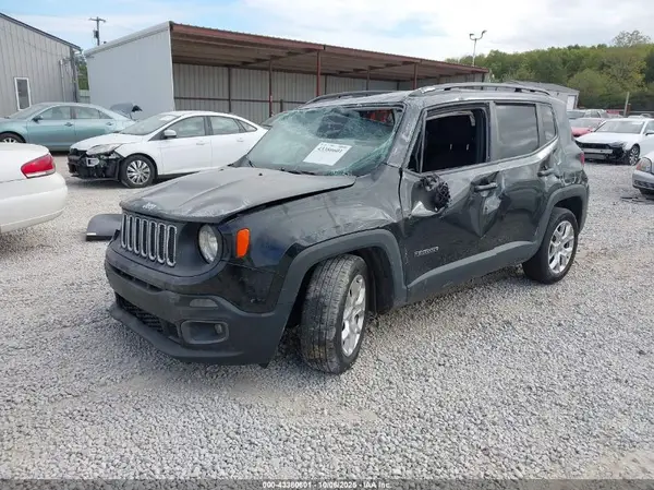 ZACCJABB8HPF48722 2017 JEEP RENEGADE - Image 2