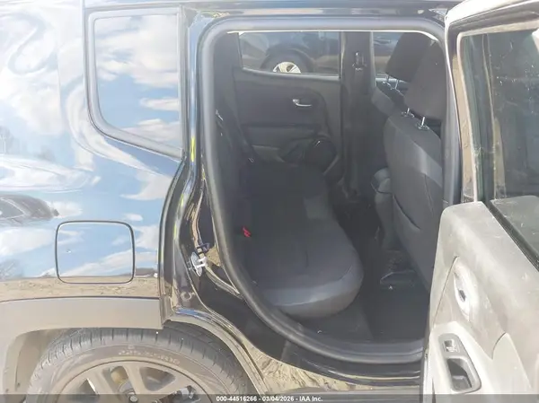 ZACCJABB8HPF73667 2017 JEEP RENEGADE - Image 8