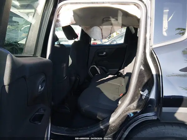 ZACCJABB8HPG31227 2017 JEEP RENEGADE - Image 8