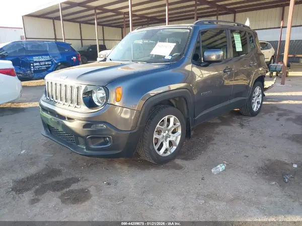 ZACCJABB8HPG59819 2017 JEEP RENEGADE - Image 2