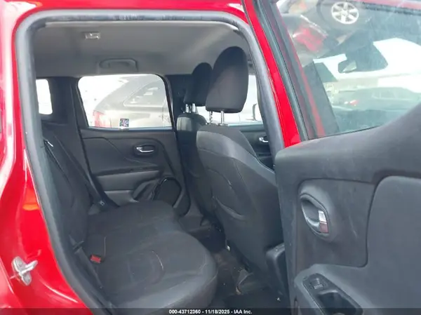 ZACCJABB8HPG62414 2017 JEEP RENEGADE - Image 8