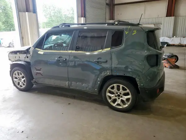 ZACCJABB8JPH06952 2018 JEEP RENEGADE - Image 2