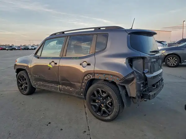 ZACCJABB8JPH23914 2018 JEEP RENEGADE - Image 2