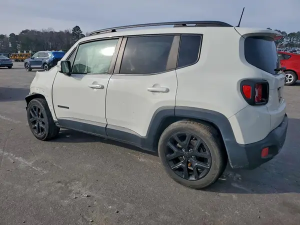 ZACCJABB8JPH32452 2018 JEEP RENEGADE - Image 2