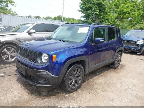 ZACCJABB8JPH95034 2018 JEEP RENEGADE - Image 2