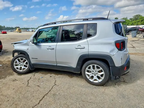 ZACCJABB8JPJ07854 2018 JEEP RENEGADE - Image 2