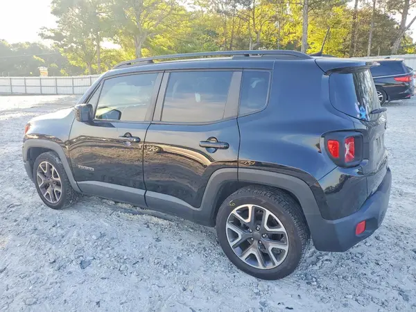 ZACCJABB8JPJ10821 2018 JEEP RENEGADE - Image 2