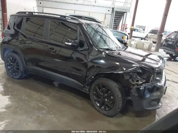 ZACCJABB8JPJ22452 2018 JEEP RENEGADE - Image 1