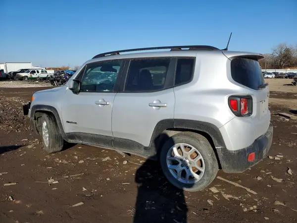 ZACCJABB8JPJ30292 2018 JEEP RENEGADE - Image 2