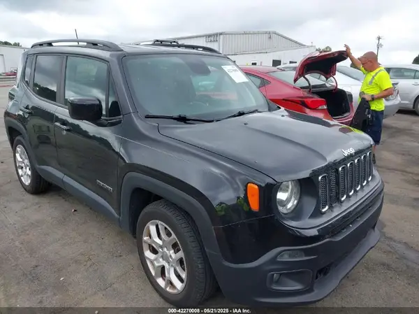 ZACCJABB8JPJ33239 2018 JEEP RENEGADE - Image 1