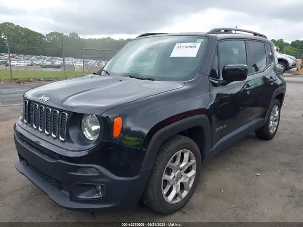 ZACCJABB8JPJ33239 2018 JEEP RENEGADE - Image 2