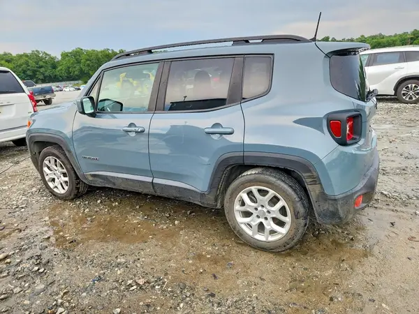 ZACCJABB8JPJ40515 2018 JEEP RENEGADE - Image 2