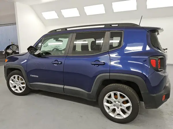 ZACCJABB8JPJ40806 2018 JEEP RENEGADE - Image 2