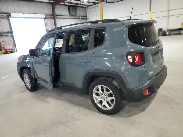 ZACCJABB8JPJ47495 2018 JEEP RENEGADE - Image 2