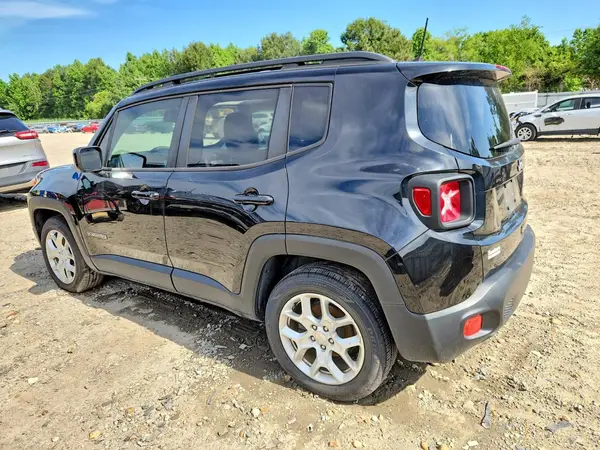 ZACCJABB8JPJ62059 2018 JEEP RENEGADE - Image 2