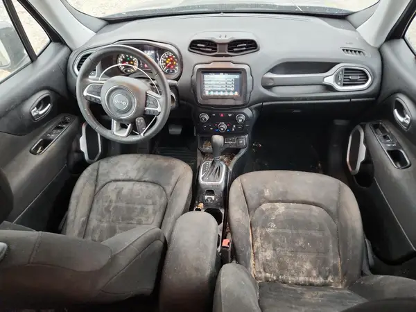 ZACCJABB8JPJ62269 2018 JEEP RENEGADE - Image 8