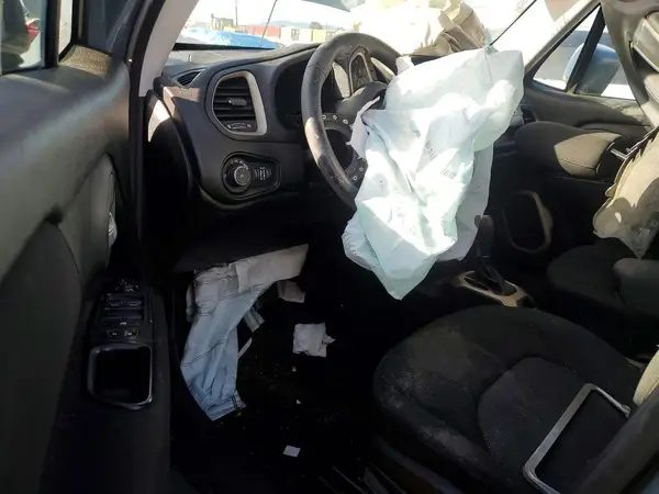 ZACCJABB9HPE57331 2017 JEEP RENEGADE - Image 8