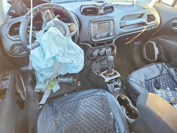ZACCJABB9HPE61508 2017 JEEP RENEGADE - Image 8