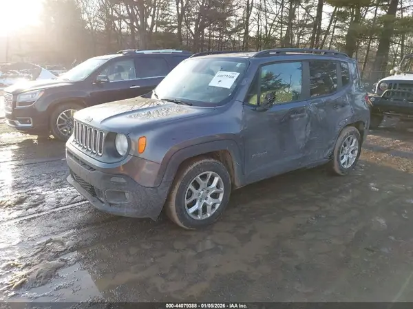 ZACCJABB9HPF25451 2017 JEEP RENEGADE - Image 2