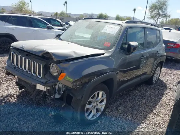 ZACCJABB9HPF3808 2017 JEEP RENEGADE - Image 2