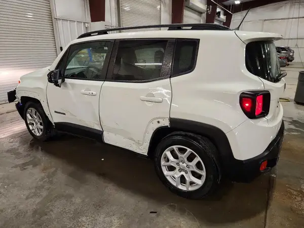 ZACCJABB9HPF76013 2017 JEEP RENEGADE - Image 2