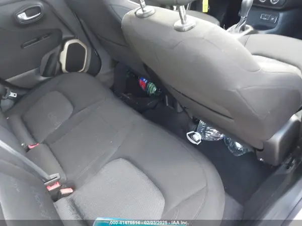 ZACCJABB9HPG11083 2017 JEEP RENEGADE - Image 8