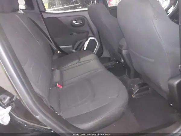 ZACCJABB9JPG99297 2018 JEEP RENEGADE - Image 8