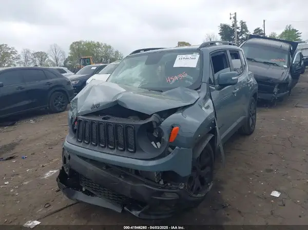 ZACCJABB9JPH54315 2018 JEEP RENEGADE - Image 2
