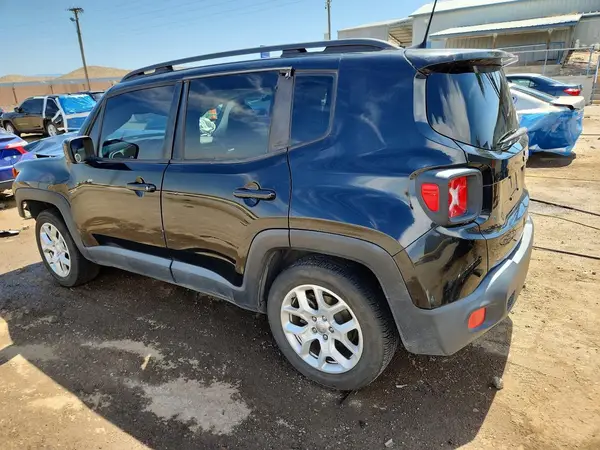 ZACCJABB9JPH59823 2018 JEEP RENEGADE - Image 2