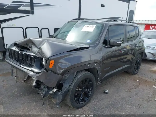 ZACCJABB9JPH68733 2018 JEEP RENEGADE - Image 2