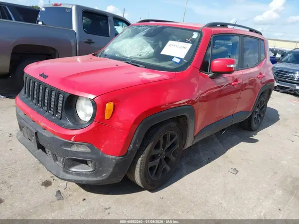 ZACCJABBXHPF01949 2017 JEEP RENEGADE - Image 2