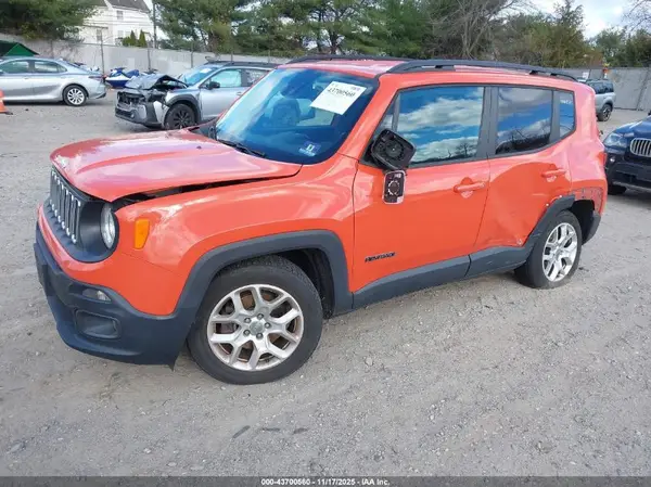 ZACCJABBXHPF86971 2017 JEEP RENEGADE - Image 2