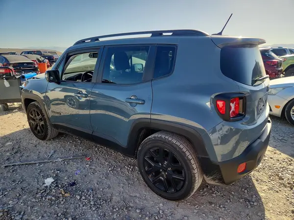 ZACCJABBXHPF94083 2017 JEEP RENEGADE - Image 2