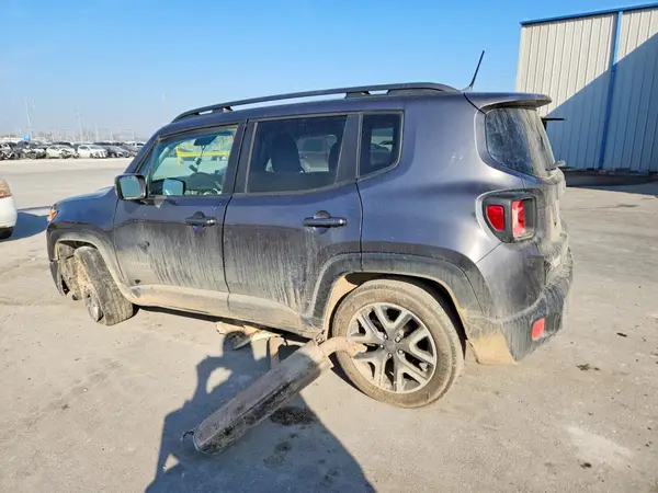 ZACCJABBXHPG02005 2017 JEEP RENEGADE - Image 2