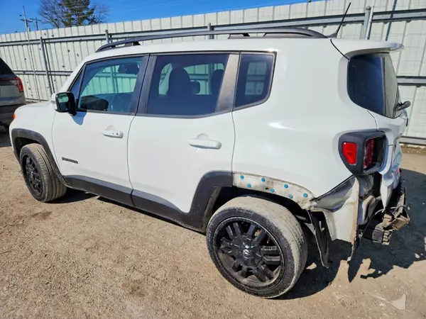 ZACCJABBXHPG25249 2017 JEEP RENEGADE - Image 2