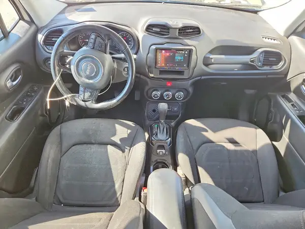 ZACCJABBXHPG25249 2017 JEEP RENEGADE - Image 8