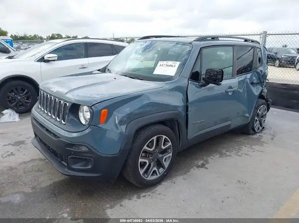ZACCJABBXHPG48689 2017 JEEP RENEGADE - Image 2
