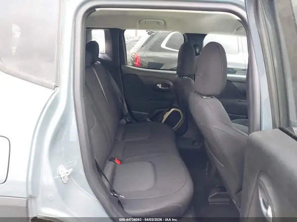 ZACCJABBXHPG48689 2017 JEEP RENEGADE - Image 8