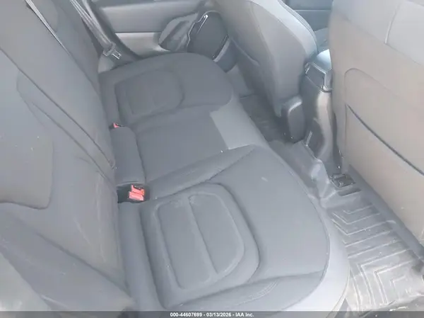 ZACCJABBXHPG49700 2017 JEEP RENEGADE - Image 8