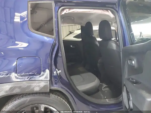 ZACCJABBXHPG53861 2017 JEEP RENEGADE - Image 8